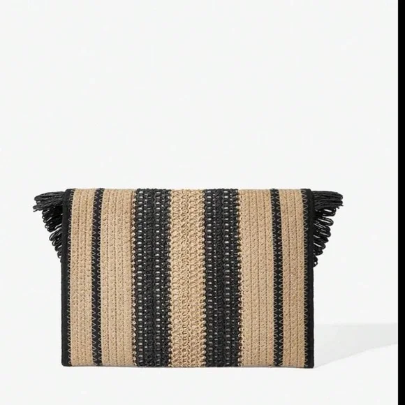 Dual-Color Straw Woven Fringe Clutch Purse - Picture 2 of 12